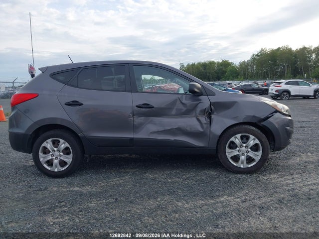 Продажа на аукционе авто 2014 Hyundai Tucson Gl, vin: KM8JT3AF1EU907996, номер лота: 12692842