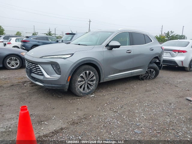 Buick Envision Preferred 2024 LRBFZME43RD038457 Image 2