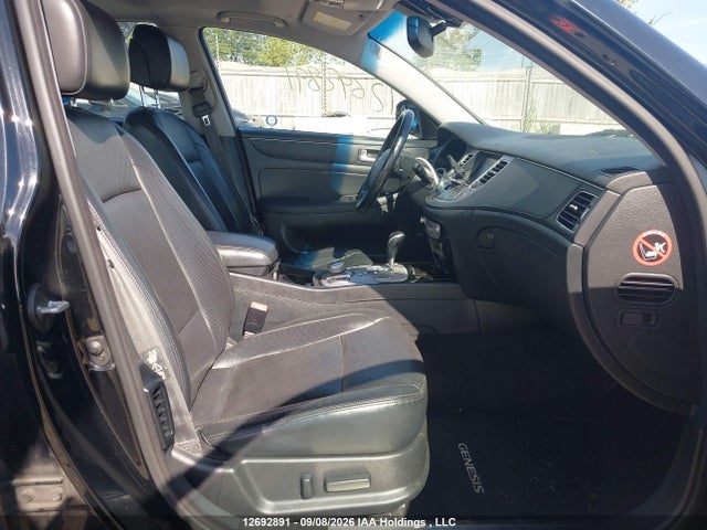 Продаж на аукціоні авто 2013 Hyundai Genesis 3.8l, vin: KMHGC4DD4DU216289, номер лоту: 12692891