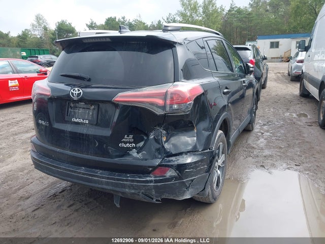 12692906 :رقم المزاد ، 2T3BFREV0JW824304 vin ، 2018 Toyota Rav4 مزاد بيع