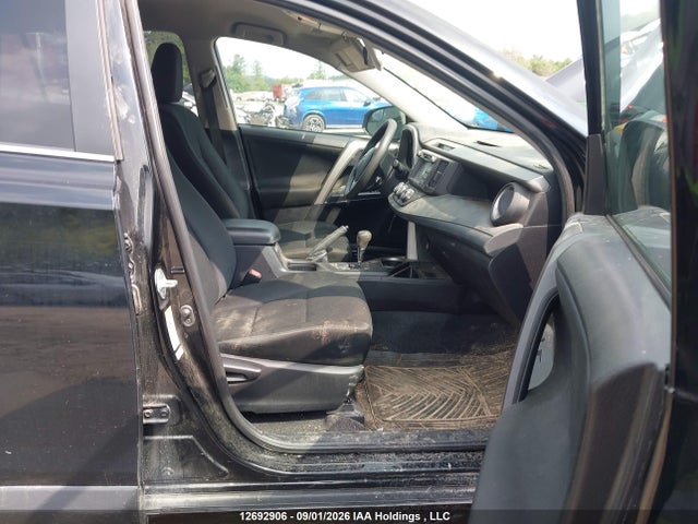 12692906 :رقم المزاد ، 2T3BFREV0JW824304 vin ، 2018 Toyota Rav4 مزاد بيع
