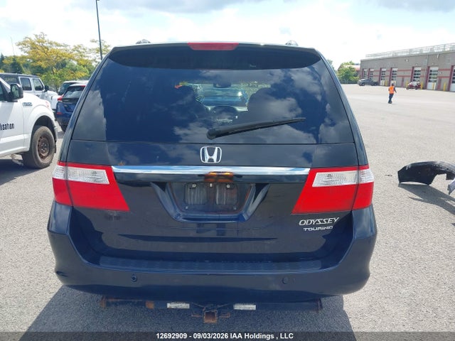 12692909 :رقم المزاد ، 5FNRL38885B511037 vin ، 2005 Honda Odyssey Touring مزاد بيع