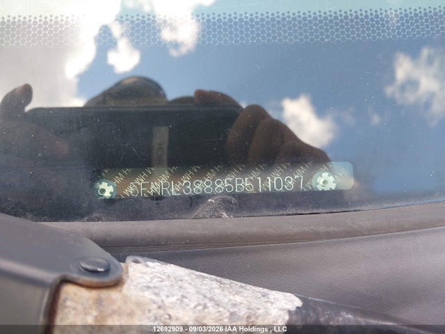 12692909 :رقم المزاد ، 5FNRL38885B511037 vin ، 2005 Honda Odyssey Touring مزاد بيع