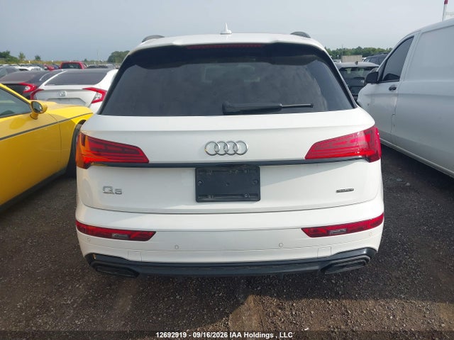 Audi Q5 Premium Plus 45 2023 WA1EAAFY1P2195492 Image 17