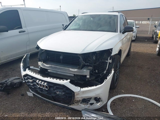 Audi Q5 Premium Plus 45 2023 WA1EAAFY1P2195492 Image 2