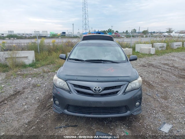 12692944 :رقم المزاد ، 2T1BU4EE4CC774383 vin ، 2012 Toyota Corolla S مزاد بيع
