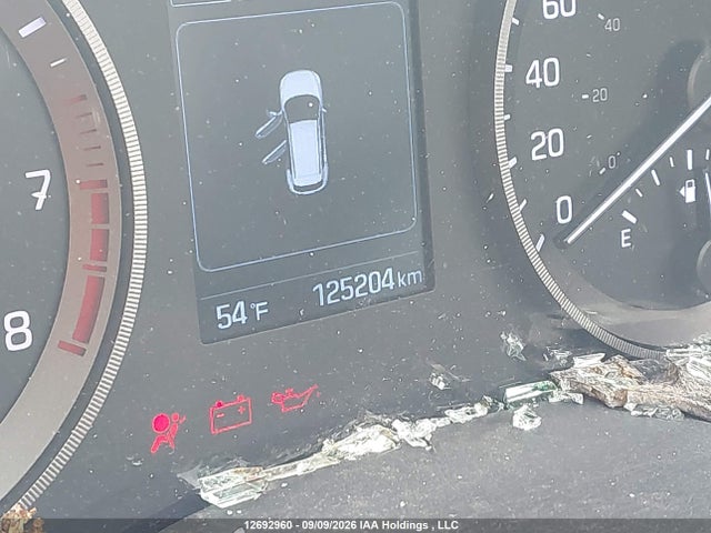 2017 Hyundai Tucson Premium მანქანა იყიდება აუქციონზე, vin: KM8J33A40HU435048, აუქციონის ნომერი: 12692960