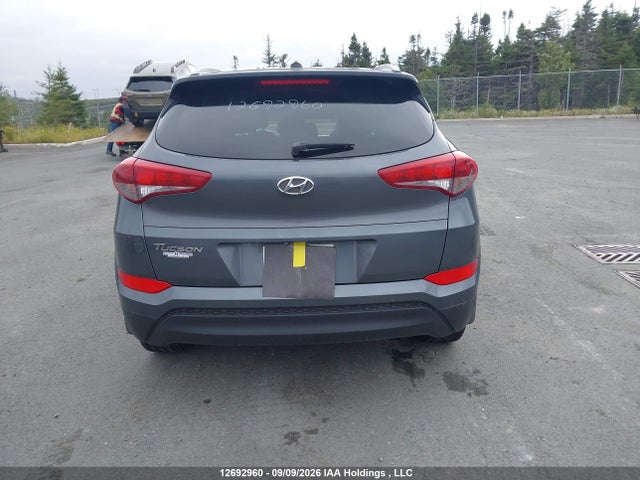 2017 Hyundai Tucson Premium მანქანა იყიდება აუქციონზე, vin: KM8J33A40HU435048, აუქციონის ნომერი: 12692960