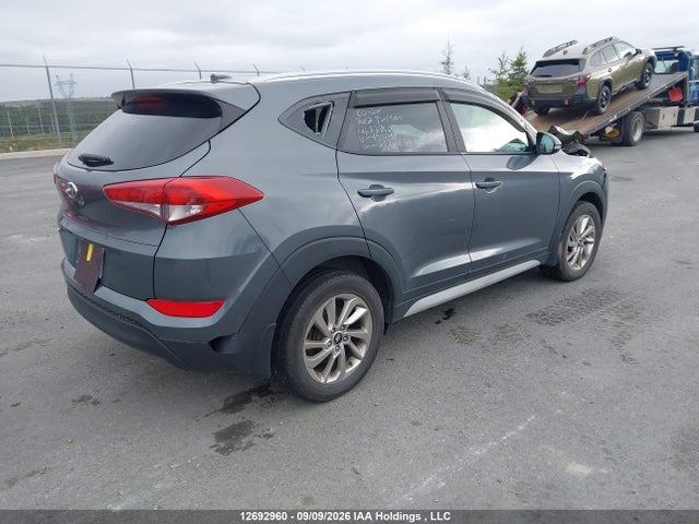 2017 Hyundai Tucson Premium მანქანა იყიდება აუქციონზე, vin: KM8J33A40HU435048, აუქციონის ნომერი: 12692960