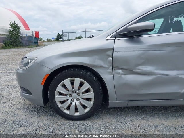 Aukcja sprzedaży 2015 Chrysler 200 Lx, vin: 1C3CCCFB2FN549973, numer aukcji: 12692968
