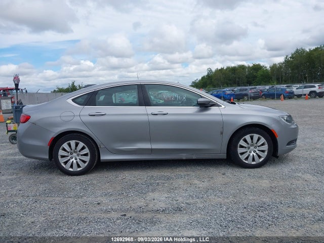 Aukcja sprzedaży 2015 Chrysler 200 Lx, vin: 1C3CCCFB2FN549973, numer aukcji: 12692968