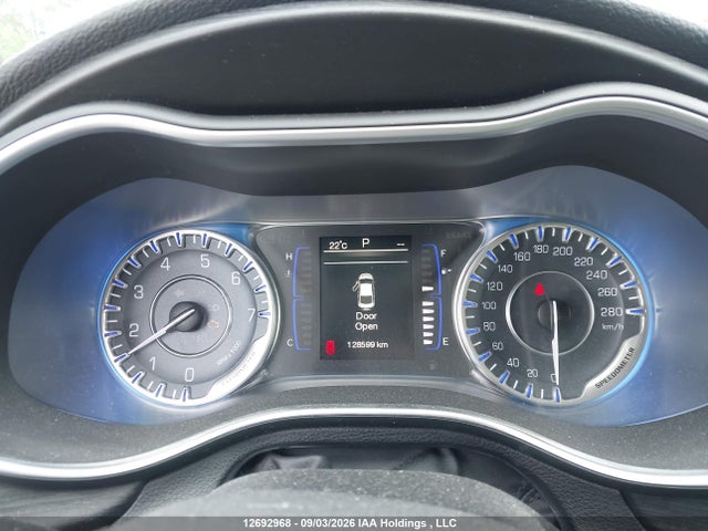 Aukcja sprzedaży 2015 Chrysler 200 Lx, vin: 1C3CCCFB2FN549973, numer aukcji: 12692968