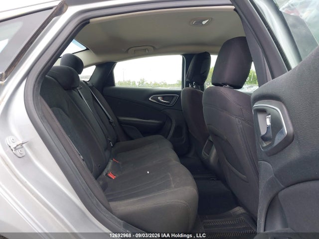 Aukcja sprzedaży 2015 Chrysler 200 Lx, vin: 1C3CCCFB2FN549973, numer aukcji: 12692968