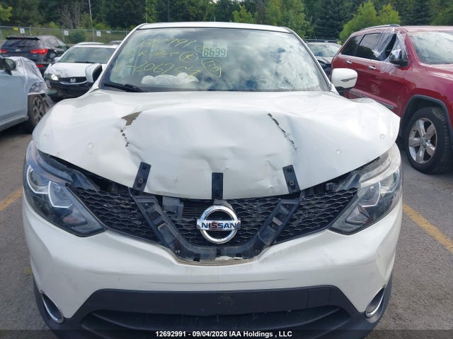 12692991 :رقم المزاد ، JN1BJ1CR8JW206254 vin ، 2018 Nissan Qashqai S/sl/sv مزاد بيع