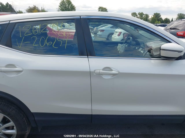 12692991 :رقم المزاد ، JN1BJ1CR8JW206254 vin ، 2018 Nissan Qashqai S/sl/sv مزاد بيع