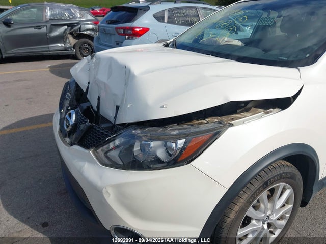 12692991 :رقم المزاد ، JN1BJ1CR8JW206254 vin ، 2018 Nissan Qashqai S/sl/sv مزاد بيع