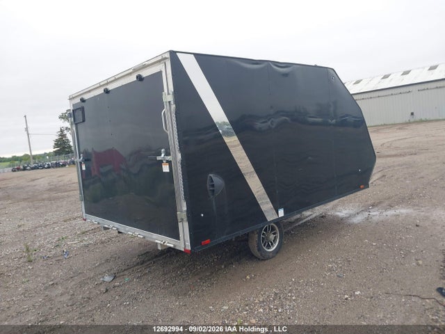 Lightning Enclosed Trailer 2026 5NHULT117TM142664 Image 2