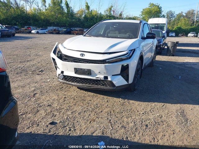 Toyota C-HR 2026 JTMABABD3TJ025297 Image 2