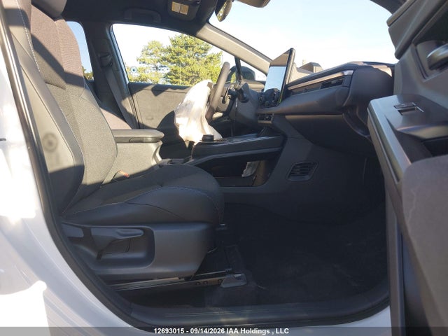 Toyota C-HR 2026 JTMABABD3TJ025297 Image 5