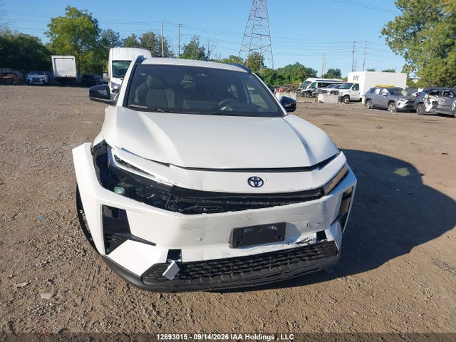 Toyota C-HR 2026 JTMABABD3TJ025297 Image 6