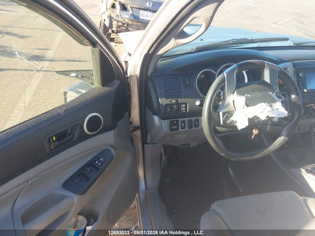12693033 :رقم المزاد ، 5TFMU4FN9EX022710 vin ، 2014 Toyota Tacoma V6 مزاد بيع