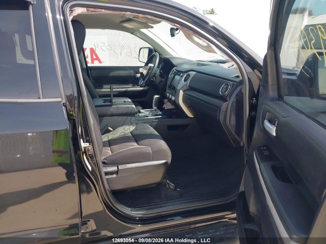 5TFUY5F11JX750569 Toyota Tundra Double Cab Sr/double Cab Sr5