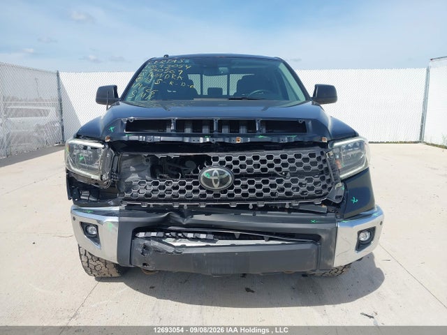 5TFUY5F11JX750569 Toyota Tundra Double Cab Sr/double Cab Sr5