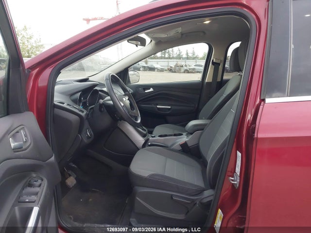 2014 Ford Escape Se მანქანა იყიდება აუქციონზე, vin: 1FMCU9G94EUC39444, აუქციონის ნომერი: 12693097