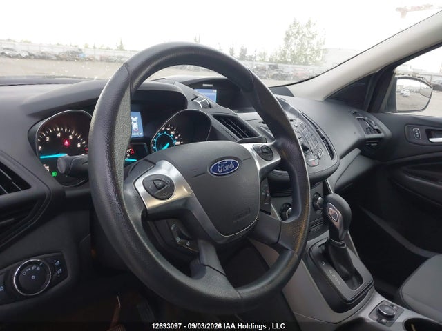 2014 Ford Escape Se მანქანა იყიდება აუქციონზე, vin: 1FMCU9G94EUC39444, აუქციონის ნომერი: 12693097