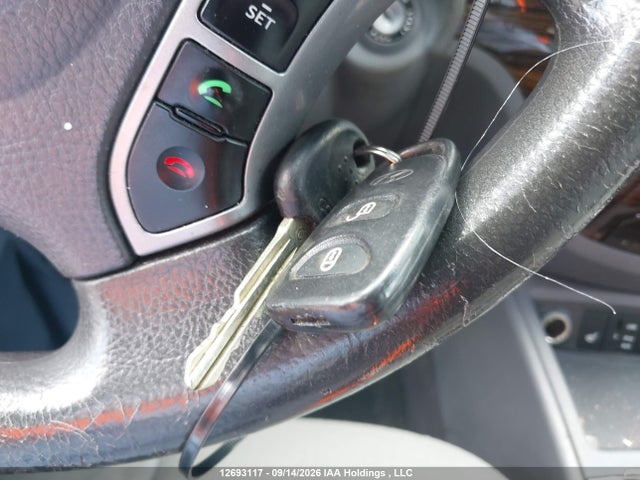 Продажа на аукционе авто 2012 Hyundai Santa Fe, vin: 5XYZGDAG2CG158974, номер лота: 12693117