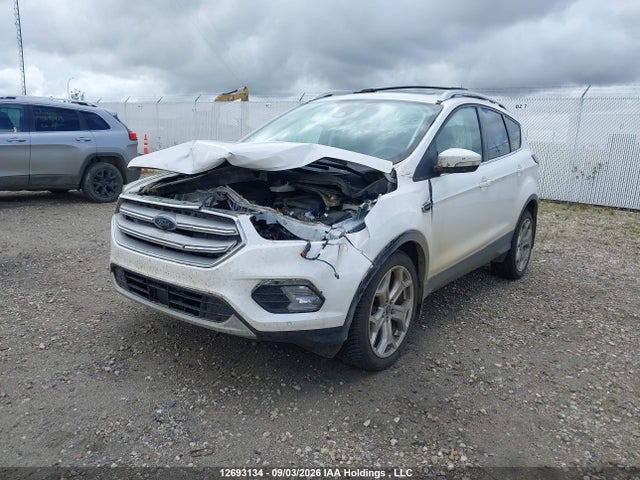 Ford Escape Titanium 2019 1FMCU9J99KUA83258 Image 2