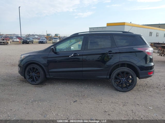Продажа на аукционе авто 2017 Ford Escape Se, vin: 1FMCU9GD0HUA01552, номер лота: 12693150