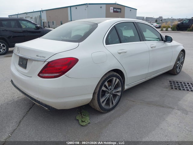 2017 Mercedes-benz C 300 მანქანა იყიდება აუქციონზე, vin: 55SWF4KB7HU218835, აუქციონის ნომერი: 12693156