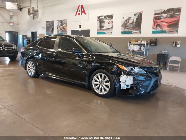 Продажа на аукционе авто 2018 Toyota Camry L/le/xle/se/xse, vin: 4T1B11HK7JU016722, номер лота: 12693162