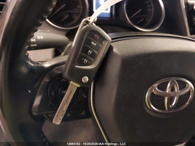 12693162 :رقم المزاد ، 4T1B11HK7JU016722 vin ، 2018 Toyota Camry L/le/xle/se/xse مزاد بيع