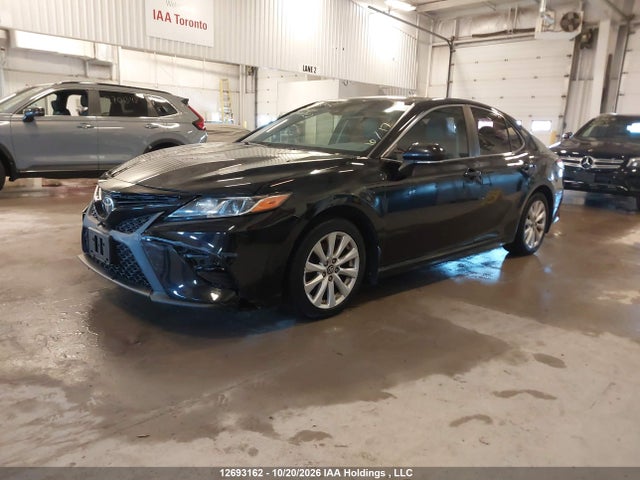 12693162 :رقم المزاد ، 4T1B11HK7JU016722 vin ، 2018 Toyota Camry L/le/xle/se/xse مزاد بيع