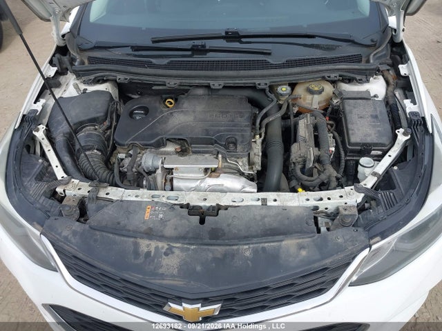 Chevrolet CRUZE LT 2018 1G1BE5SM0J7229853 Image 10