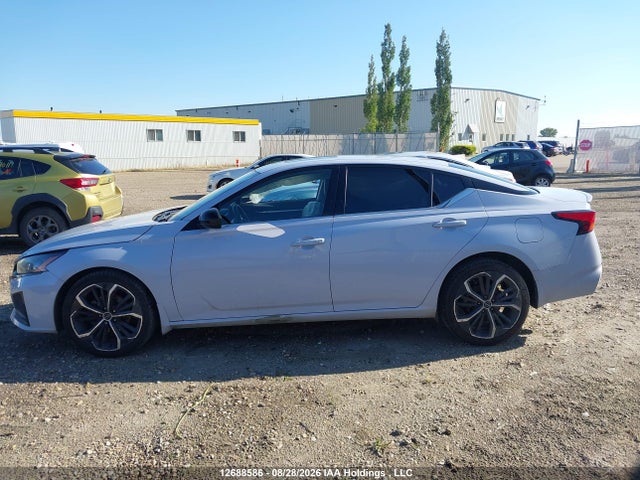 1N4BL4CWXRN311044 Nissan ALTIMA SR