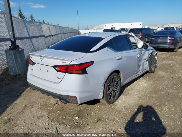 1N4BL4CWXRN311044 Nissan ALTIMA SR