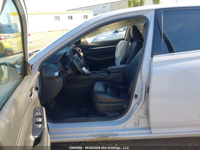 1N4BL4CWXRN311044 Nissan ALTIMA SR