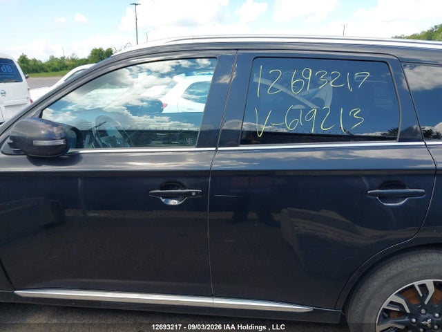 Mitsubishi OUTLANDER PHEV 2018 JA4J24A5XJZ619213 Image 15