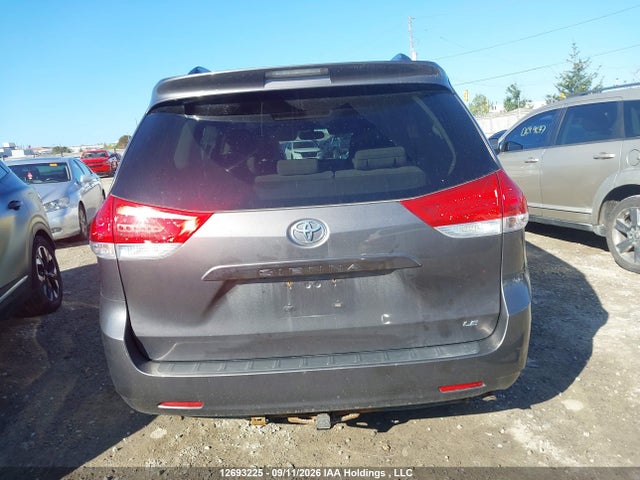 Aukcja sprzedaży 2013 Toyota Sienna Le, vin: 5TDKK3DC8DS377669, numer aukcji: 12693225