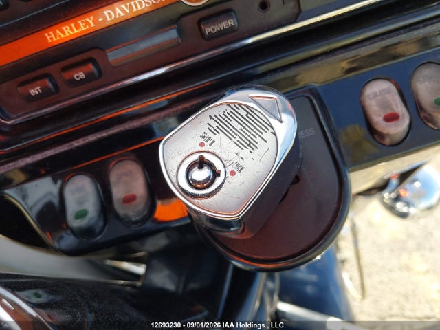 12693230 :رقم المزاد ، 5HD1FCW163Y617016 vin ، 2003 Harley-davidson Flhtcui مزاد بيع