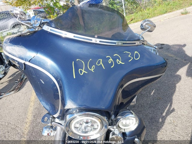 12693230 :رقم المزاد ، 5HD1FCW163Y617016 vin ، 2003 Harley-davidson Flhtcui مزاد بيع