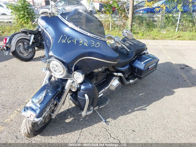 12693230 :رقم المزاد ، 5HD1FCW163Y617016 vin ، 2003 Harley-davidson Flhtcui مزاد بيع