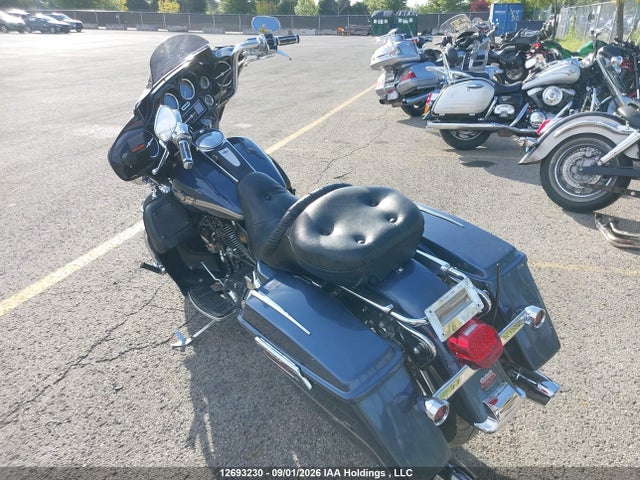 12693230 :رقم المزاد ، 5HD1FCW163Y617016 vin ، 2003 Harley-davidson Flhtcui مزاد بيع