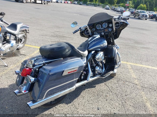 12693230 :رقم المزاد ، 5HD1FCW163Y617016 vin ، 2003 Harley-davidson Flhtcui مزاد بيع