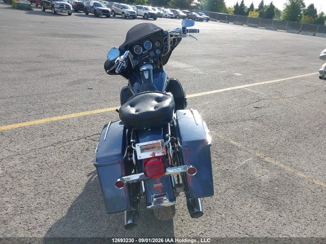 12693230 :رقم المزاد ، 5HD1FCW163Y617016 vin ، 2003 Harley-davidson Flhtcui مزاد بيع