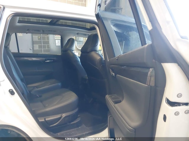 Aukcja sprzedaży 2024 Toyota Highlander Hybrid Limited/hybrid Platinum, vin: 5TDXBRCH7RS638870, numer aukcji: 12693236