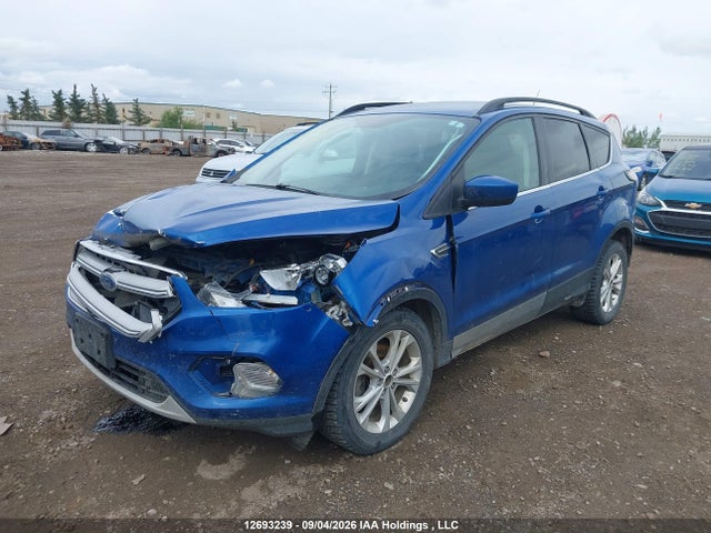Ford ESCAPE SE 2017 1FMCU0GD5HUD21932 Image 2